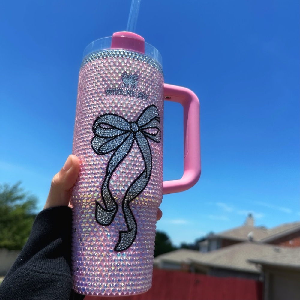 Gorgeous Bedazzled Stanley Quencher Sizzling Pink 30 oz NWT